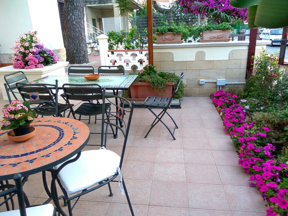 Le Camelie Bed & Breakfast Marina di Ginosa Luaran gambar