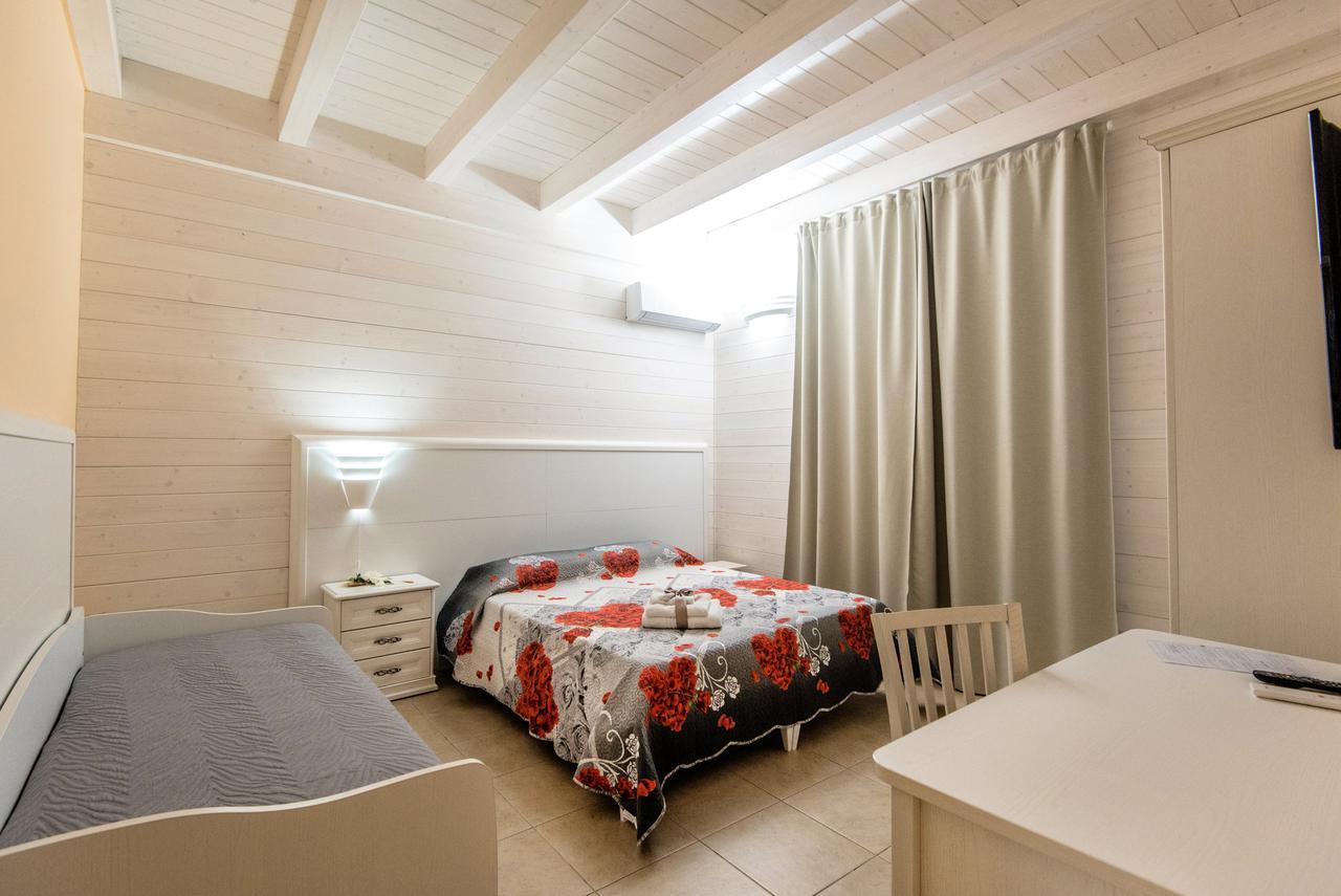 Le Camelie Bed & Breakfast Marina di Ginosa Luaran gambar
