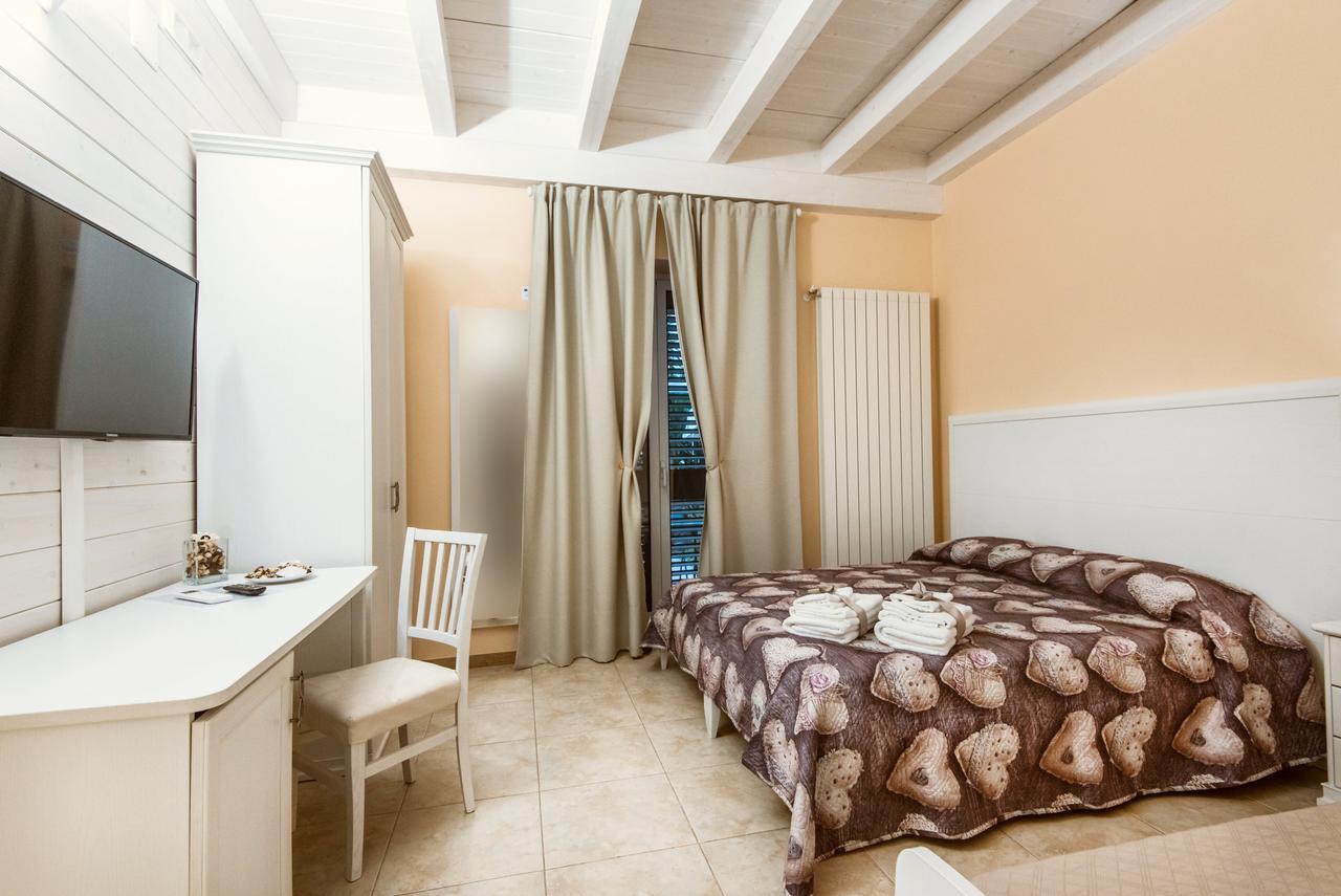 Le Camelie Bed & Breakfast Marina di Ginosa Luaran gambar